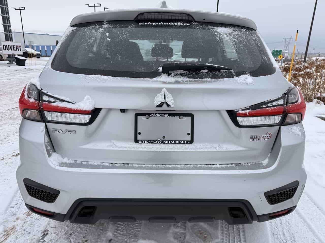 2023 Mitsubishi RVR Es Ta, Sièges Chauffants, Caméra De Recul - Image 7