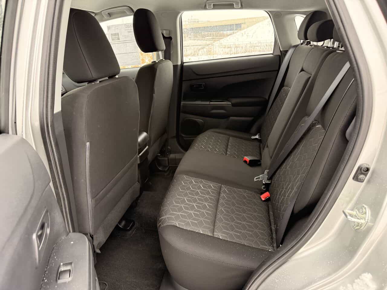 2023 Mitsubishi RVR Es Ta, Sièges Chauffants, Caméra De Recul - Image 10