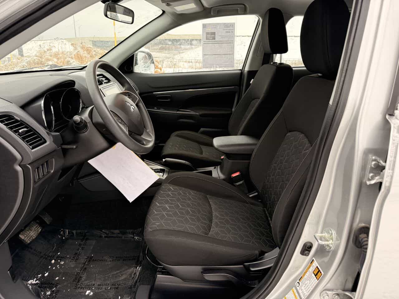 2023 Mitsubishi RVR Es Ta, Sièges Chauffants, Caméra De Recul - Image 11