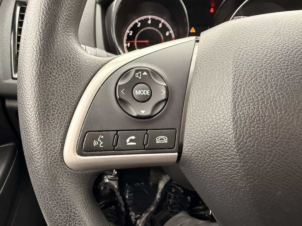 2023 Mitsubishi RVR Es Ta, Sièges Chauffants, Caméra De Recul - Image 15