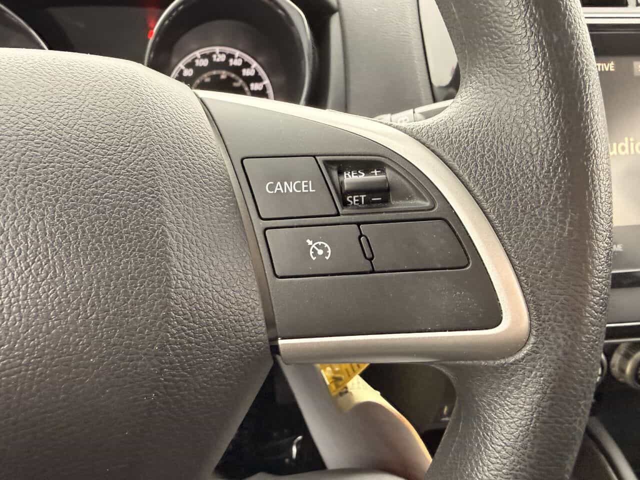 2023 Mitsubishi RVR Es Ta, Sièges Chauffants, Caméra De Recul - Image 16