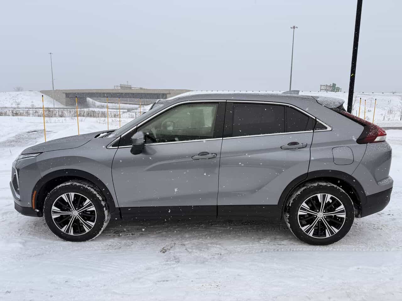 2022 Mitsubishi Eclipse Cross Es Awd, Sièges Chuafants, Caméra De Recul - Image 2