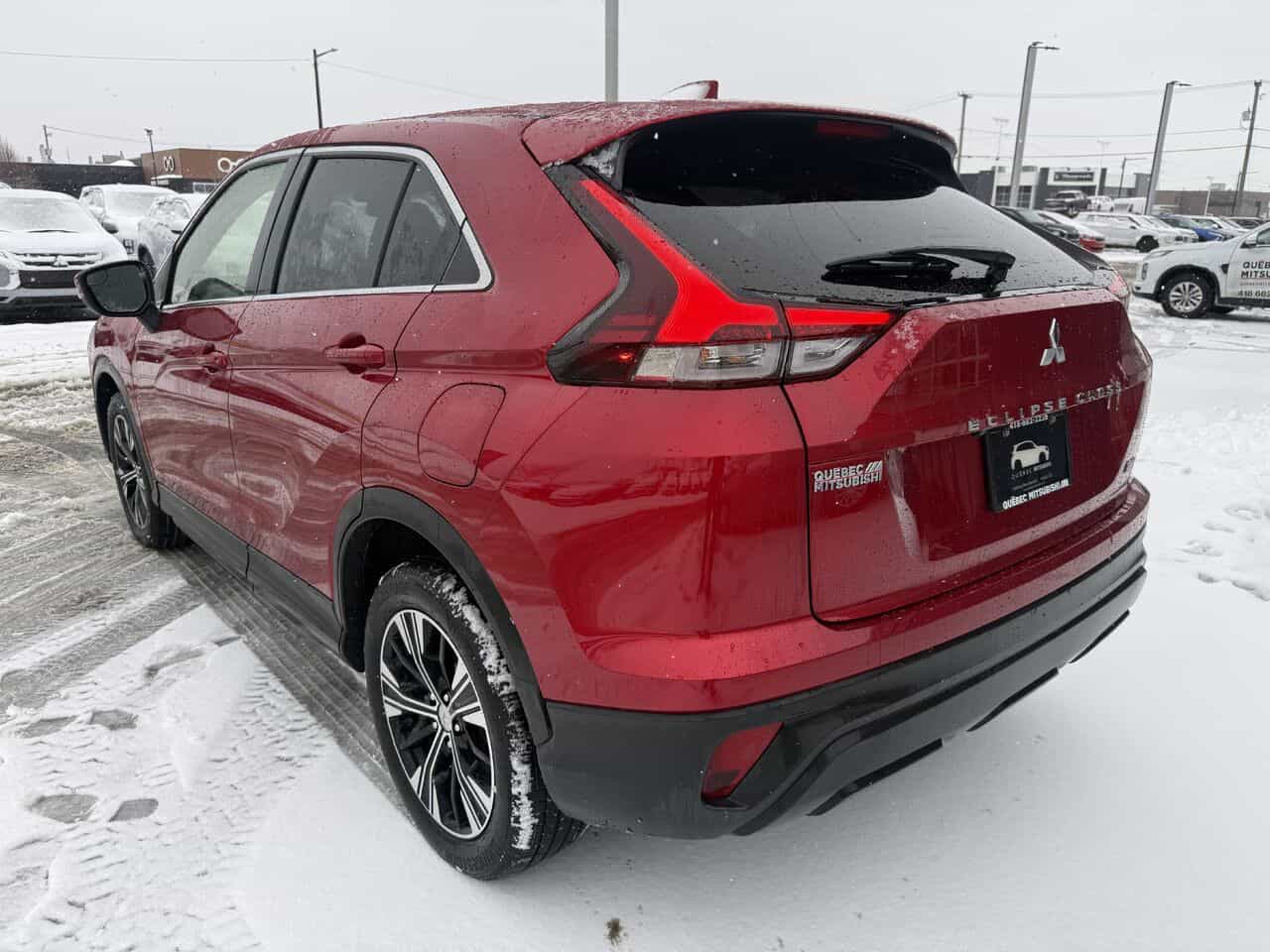 2022 Mitsubishi Eclipse Cross ES S-AWC, Sièges chauffants, Apple Carplay/Android Auto - Image 3