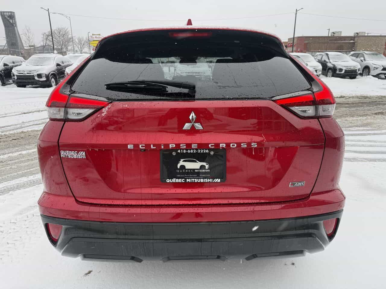 2022 Mitsubishi Eclipse Cross ES S-AWC, Sièges chauffants, Apple Carplay/Android Auto - Image 6