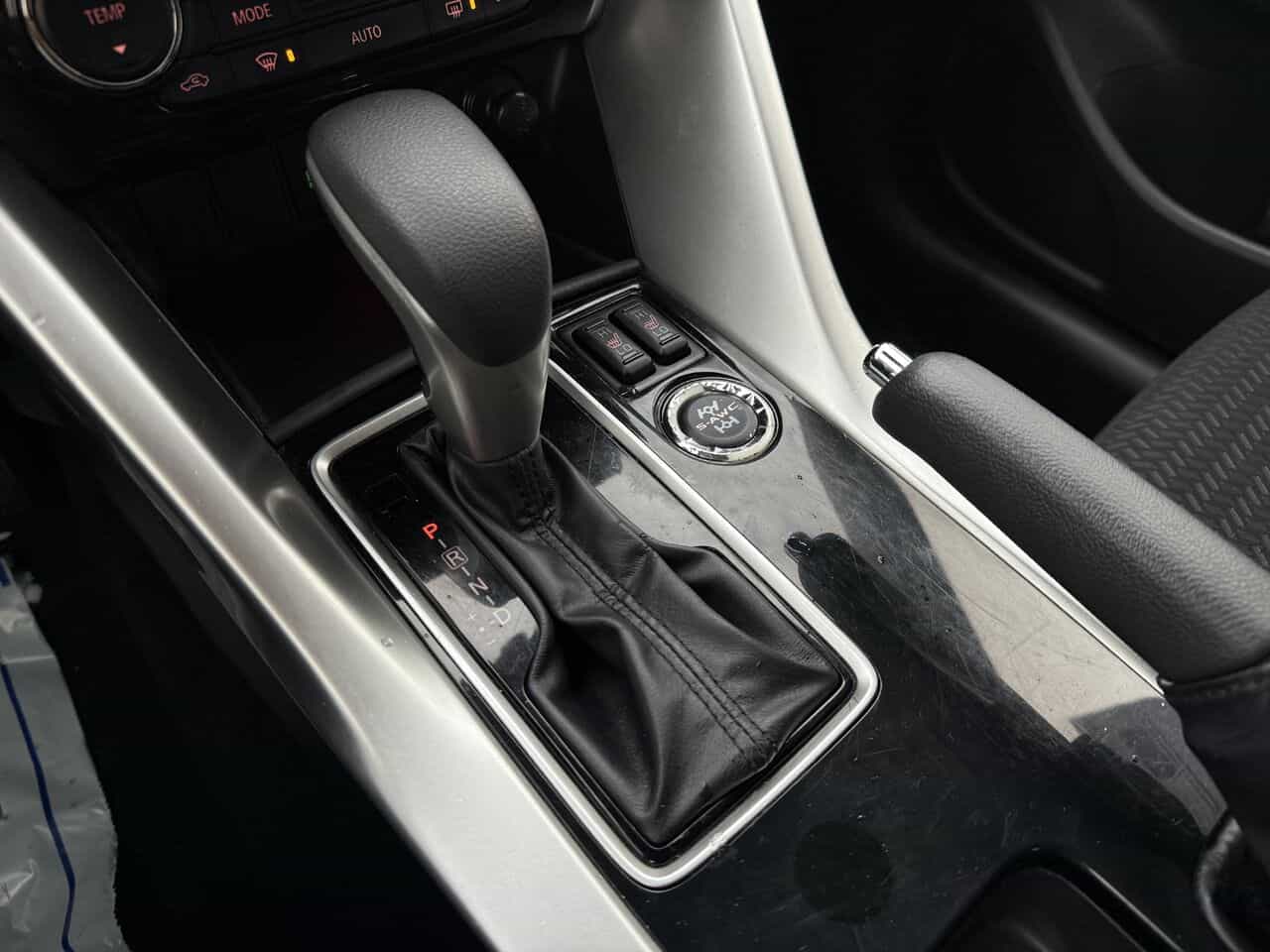 2022 Mitsubishi Eclipse Cross ES S-AWC, Sièges chauffants, Apple Carplay/Android Auto - Image 23