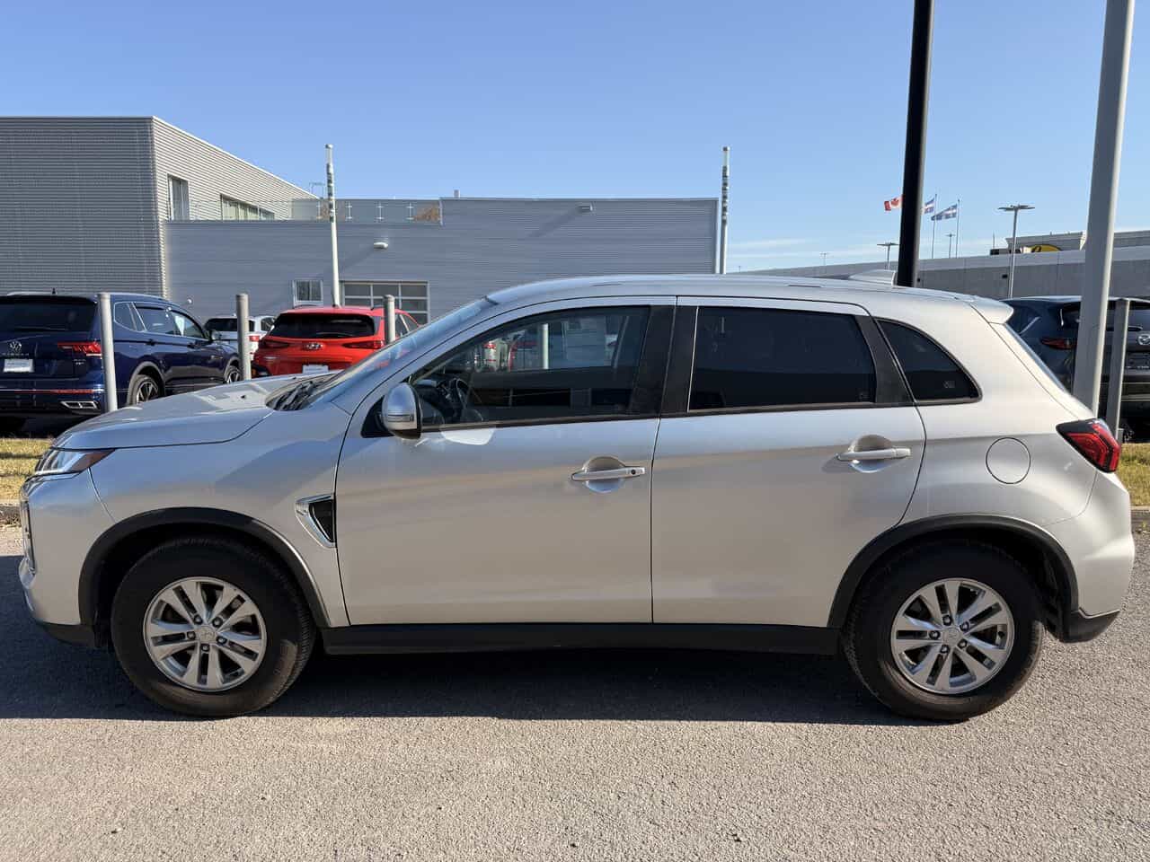 2022 Mitsubishi RVR Se Awd, Sièges Chauf, Cam De Recul, Garantie - Image 2