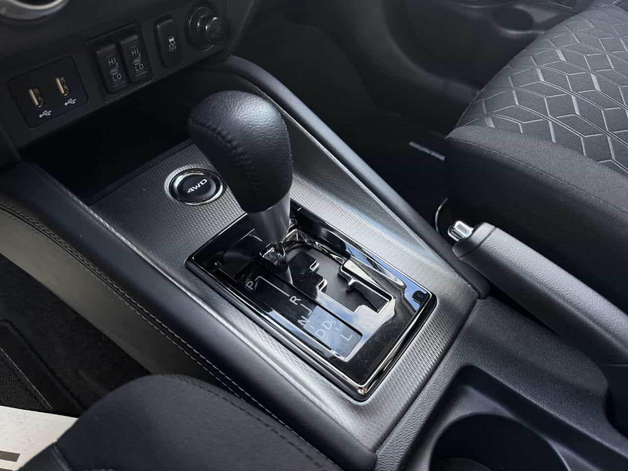 2022 Mitsubishi RVR SE AWC, Connectivité, Démarreur, Garantie 2032 - Image 23