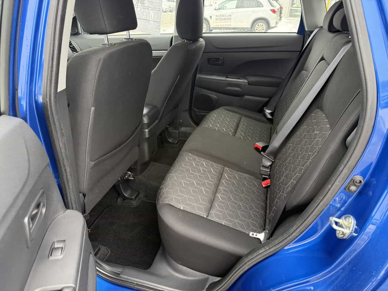 2023 Mitsubishi RVR ES AWC, Climatisation, Apple Carplay/Android Auto, Jamais accidenté - Image 10