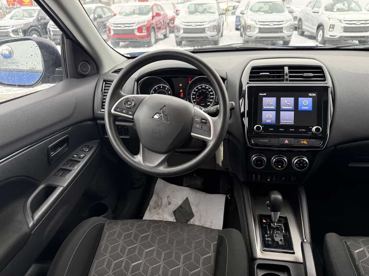 2023 Mitsubishi RVR ES AWC, Climatisation, Apple Carplay/Android Auto, Jamais accidenté - Image 12