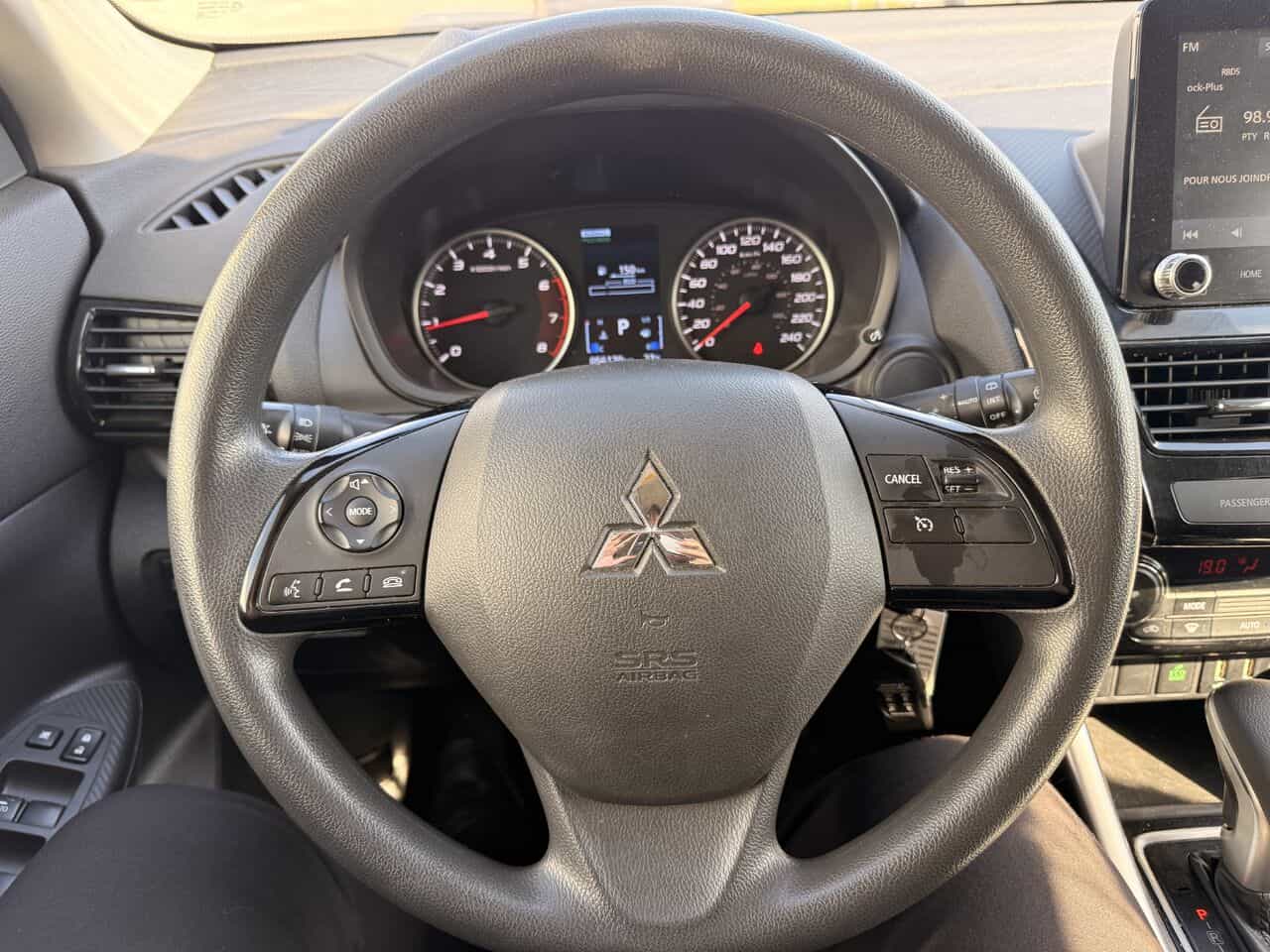 2023 Mitsubishi Eclipse Cross Es Awd, Sièges Chauffants, Garantie 2032 - Image 14