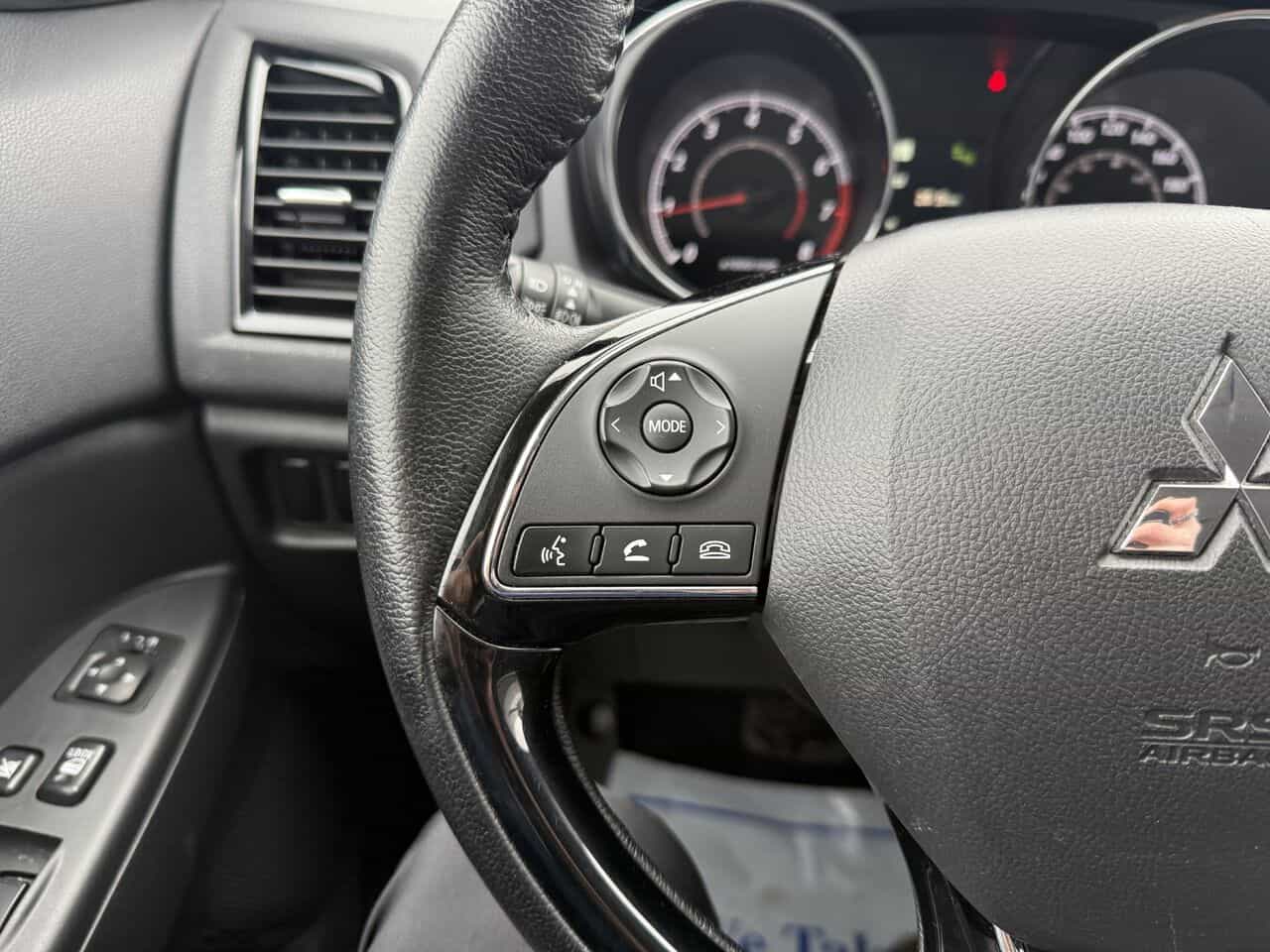 2024 Mitsubishi RVR SE AWC, Sièges chauffants, Connectivités - Image 18