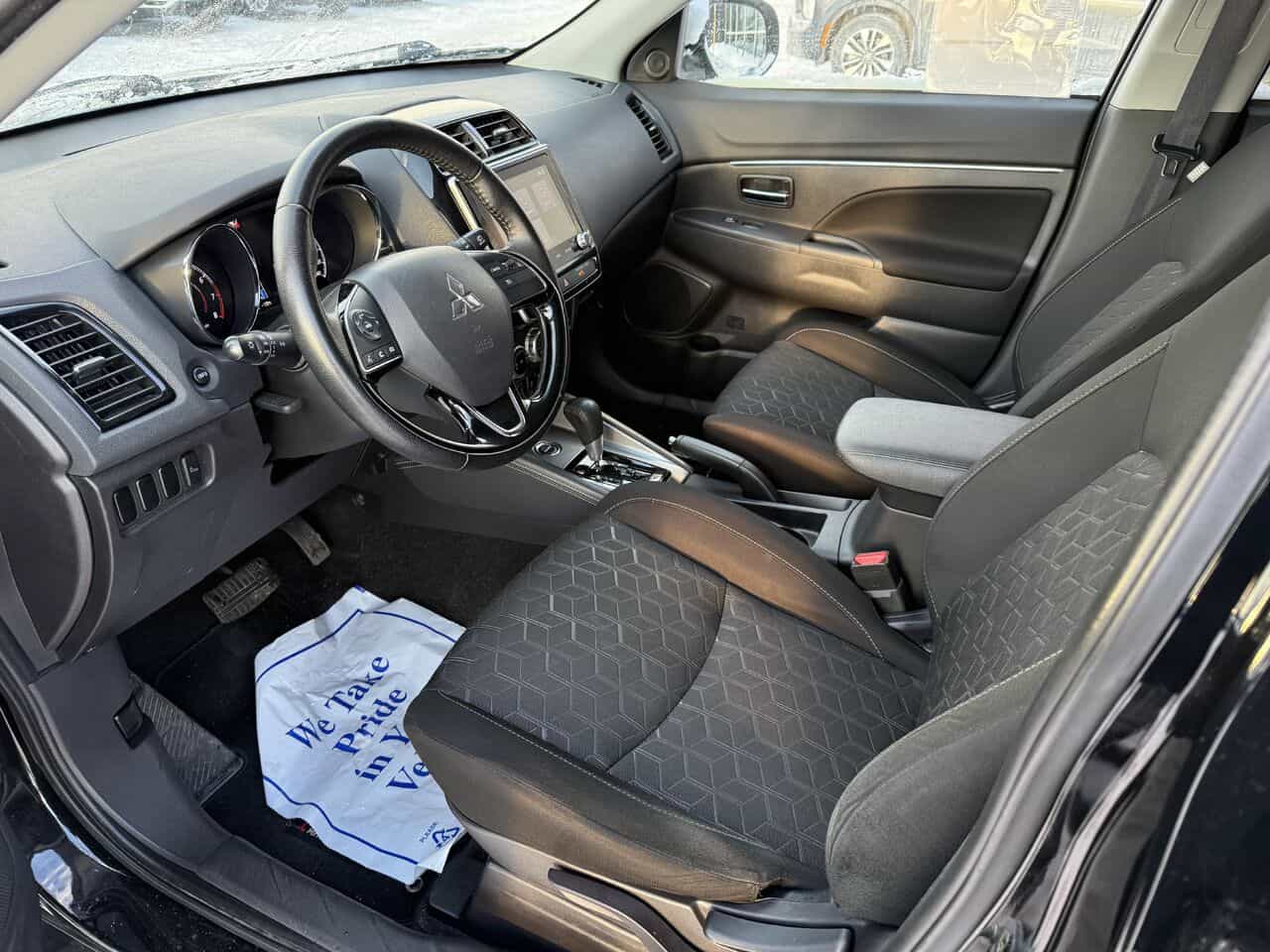 2023 Mitsubishi RVR SE AWC, Awd, Sièges chauffants, Connectivités - Image 11