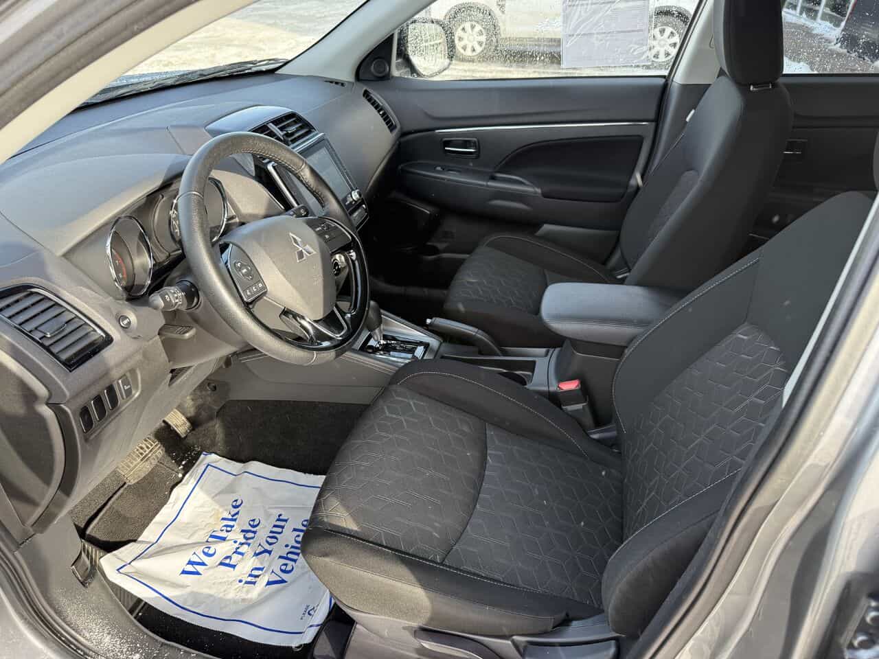 2024 Mitsubishi RVR SE AWC, Sièges chauffants, Bluetooth - Image 12