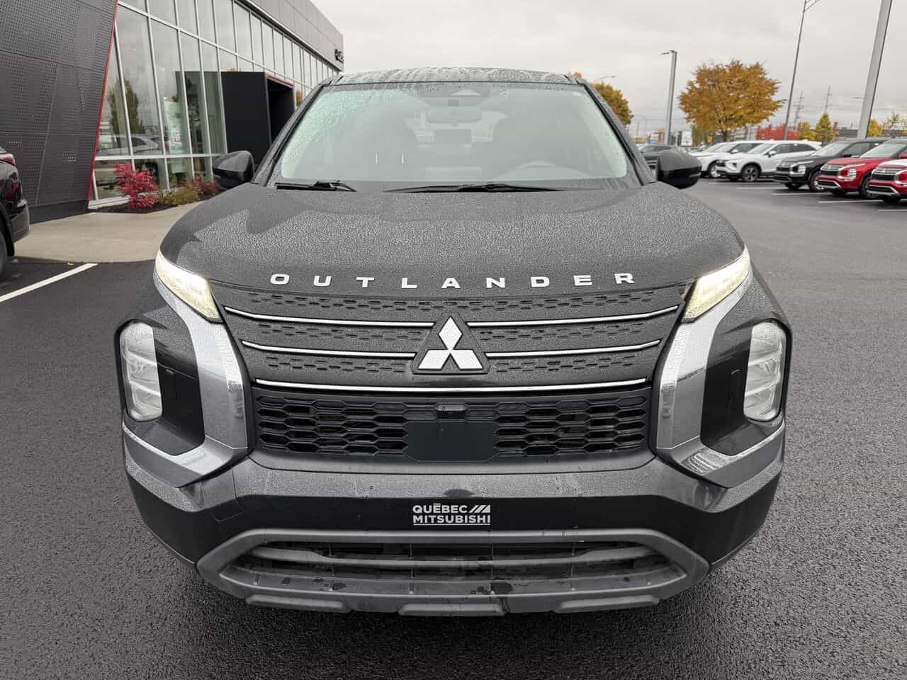 2022 Mitsubishi Outlander ES S-AWC, Sièges chauffants, 7 passagers, Garantie 2031 - Image 7