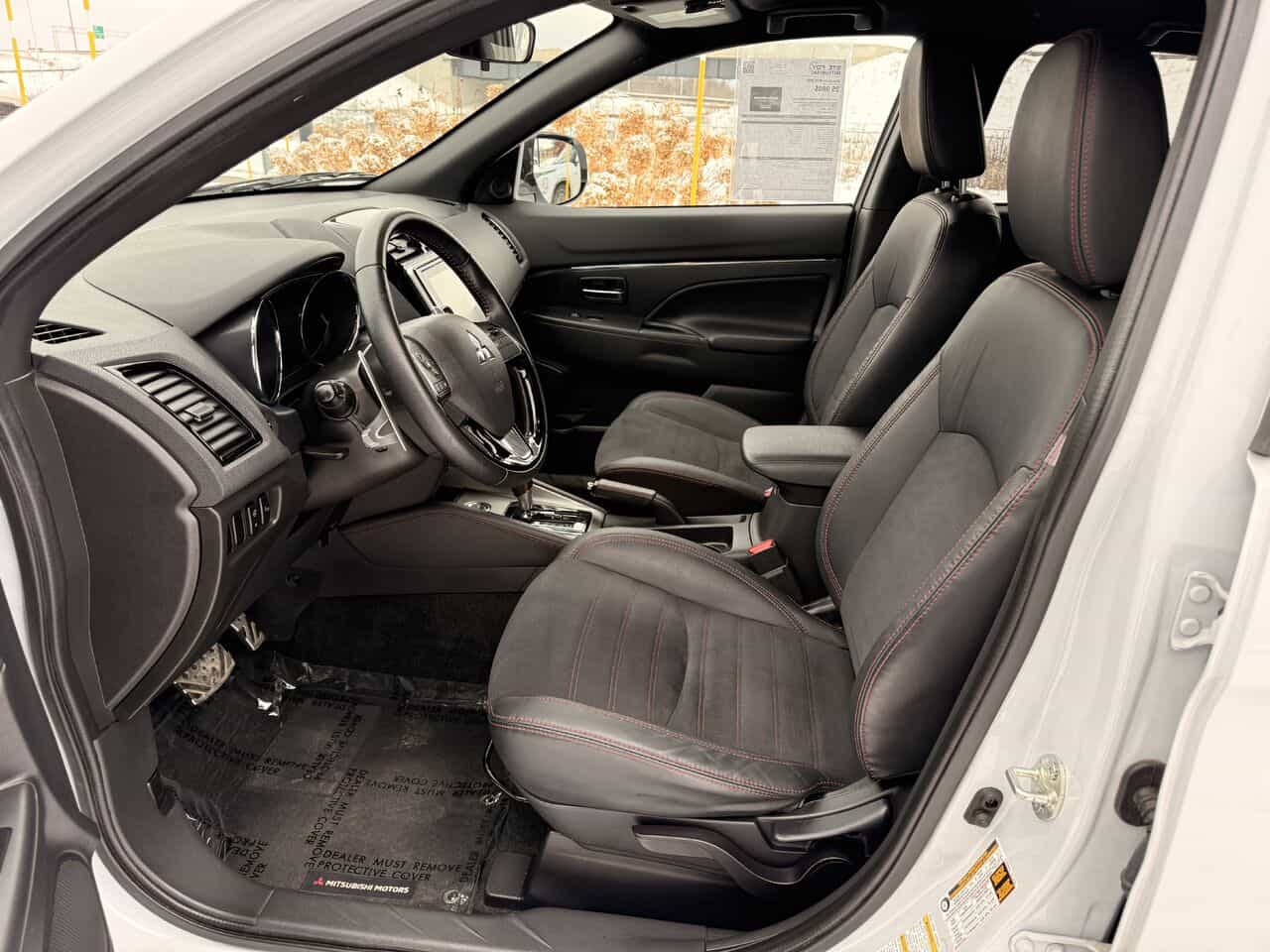 2023 Mitsubishi RVR Le Awd, Sièges Chauffants, Caméra De Recul - Image 11