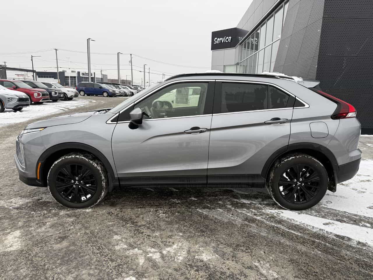 2022 Mitsubishi Eclipse Cross SEL S-AWC, Volant chauffant, Démarreur, Garantie 2031 - Image 2