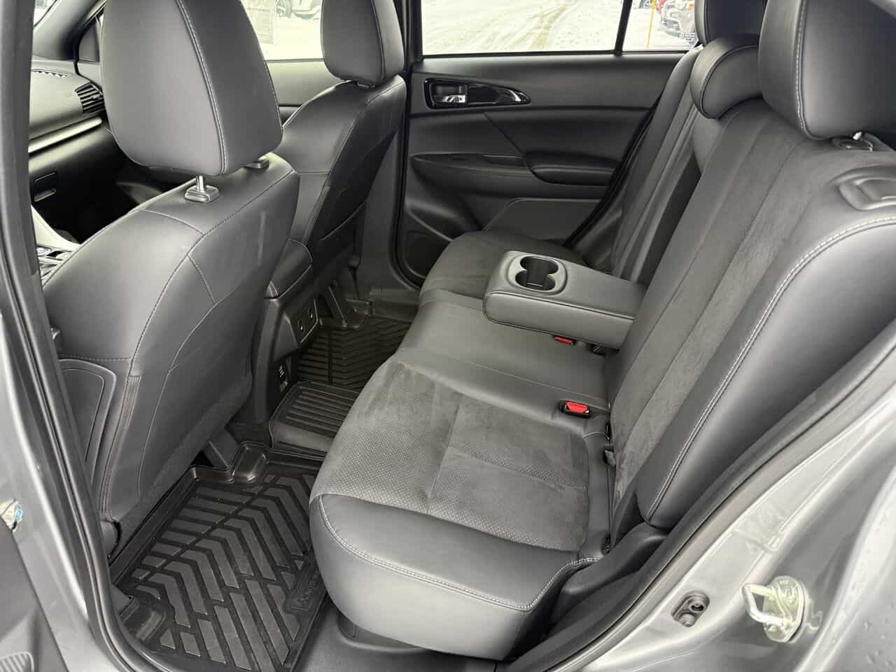 2022 Mitsubishi Eclipse Cross SEL S-AWC, Volant chauffant, Démarreur, Garantie 2031 - Image 11