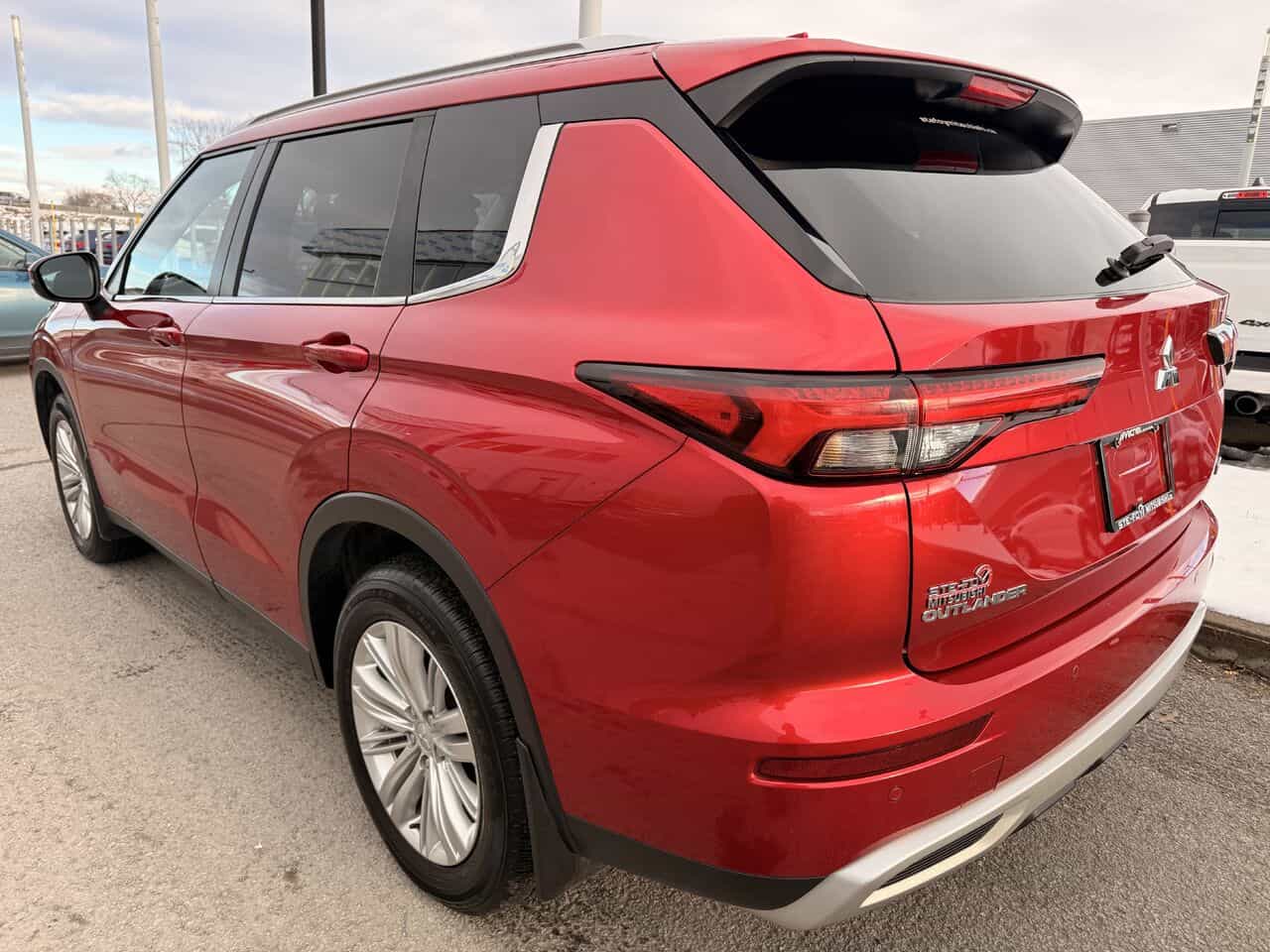 2023 Mitsubishi Outlander Se Awd, Sièges Chaufants, Volant Chauffant - Image 3
