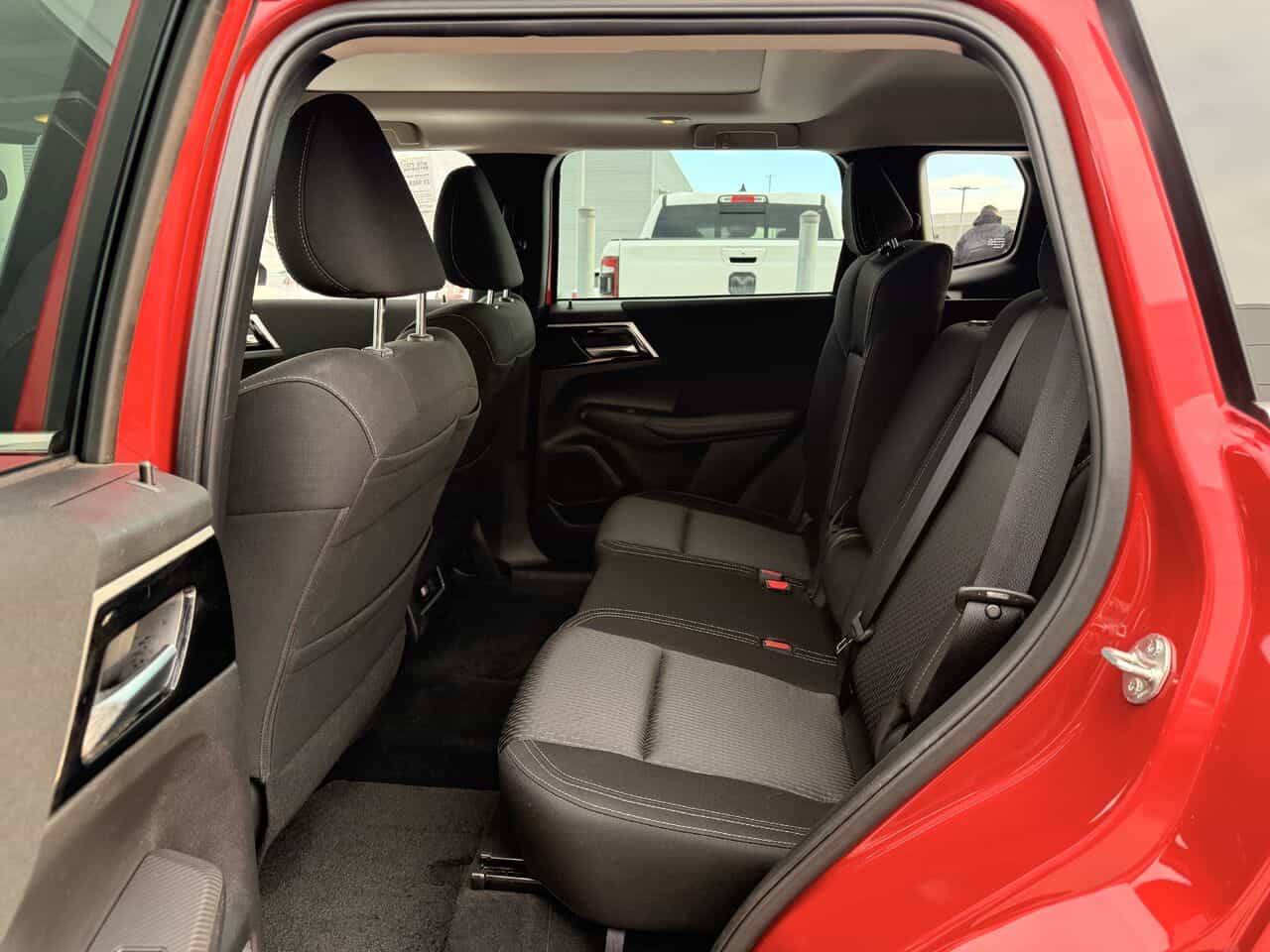 2023 Mitsubishi Outlander Se Awd, Sièges Chaufants, Volant Chauffant - Image 10