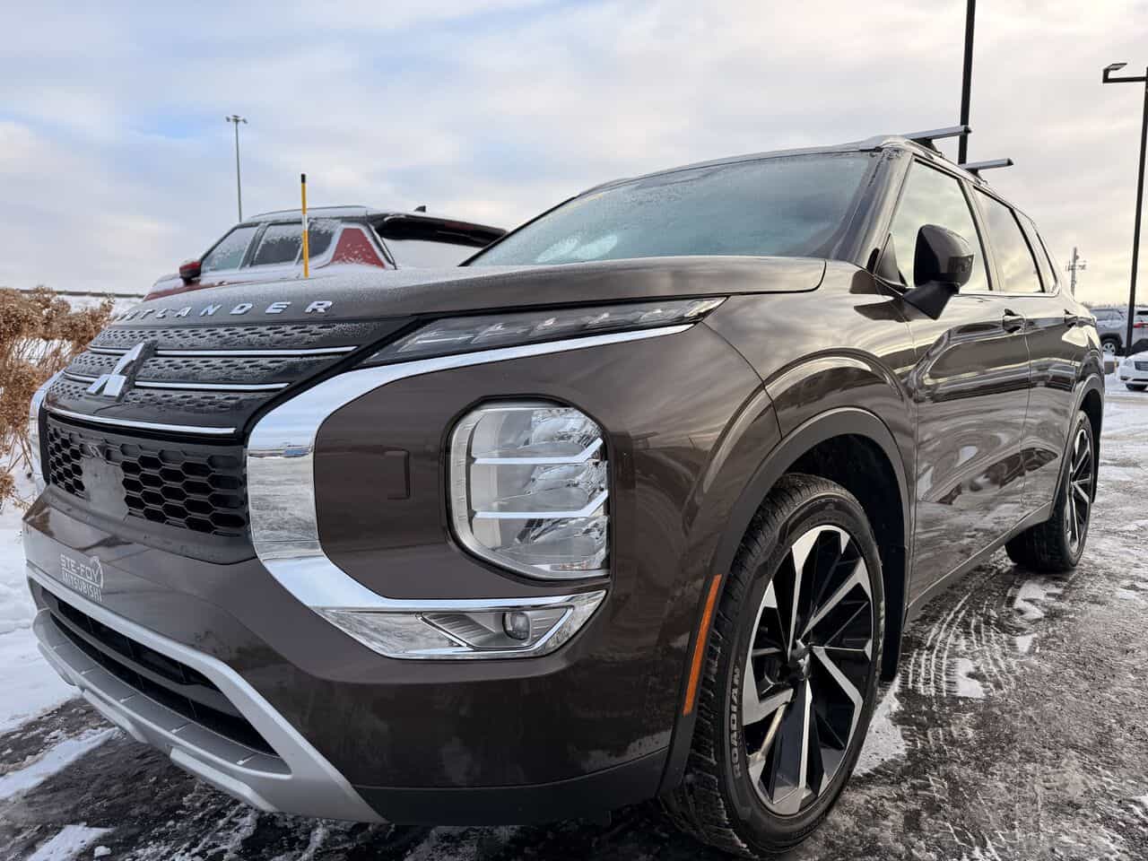 2022 Mitsubishi Outlander Le Awd, Toit Ouvrant Pano, Sièges Chauffants - Image 7