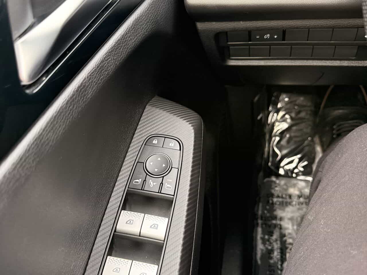 2022 Mitsubishi Outlander Le Awd, Toit Ouvrant Pano, Sièges Chauffants - Image 17