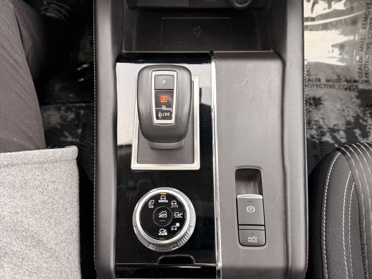 2022 Mitsubishi Outlander Le Awd, Toit Ouvrant Pano, Sièges Chauffants - Image 18