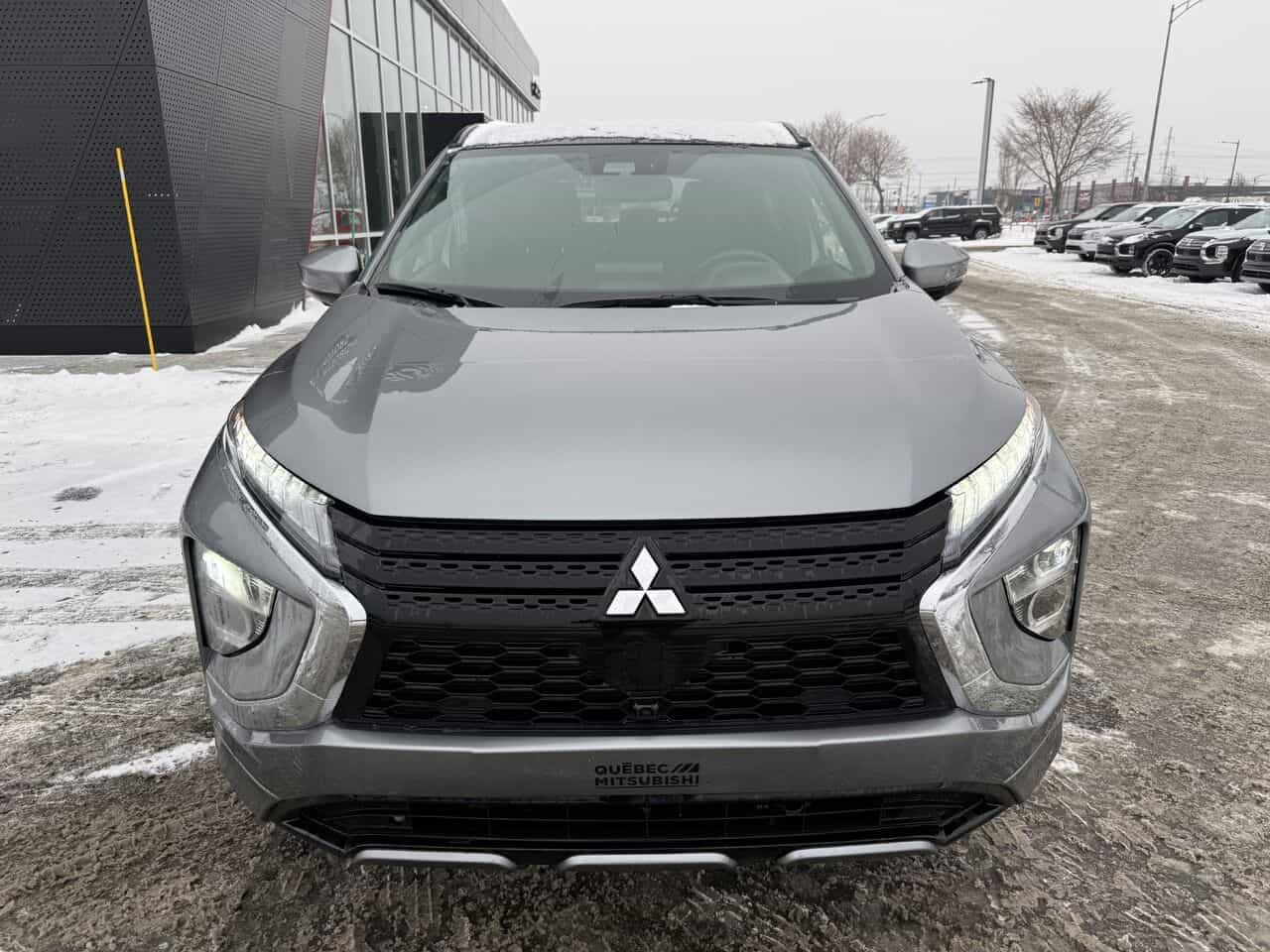 2023 Mitsubishi Eclipse Cross GT S-AWC, Cuir, Hud, Toit Pano, Démarreur à distance - Image 7