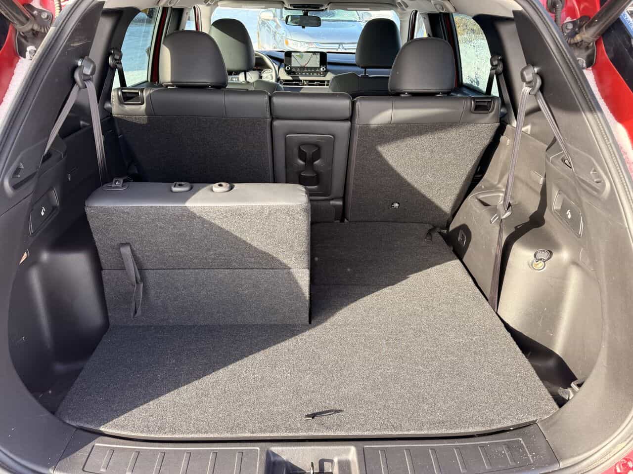 2022 Mitsubishi Outlander LE Premium AWD, TOIT PANORAMIQUE, SIÈGES CHAUFF - Image 8