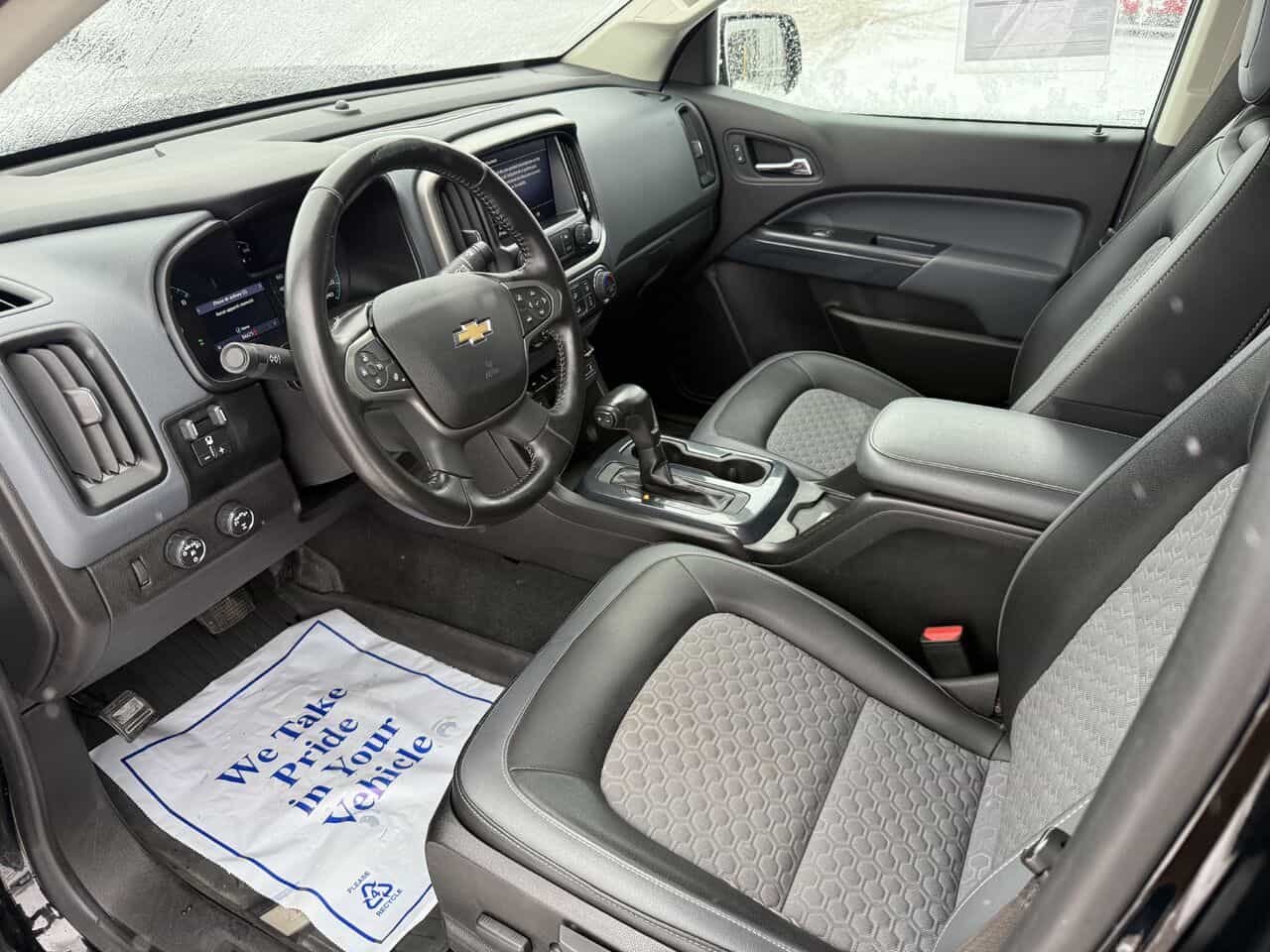 2021 Chevrolet Colorado Z71 cabine multi places 4X4, Volant chauffant, Attache remorque - Image 11