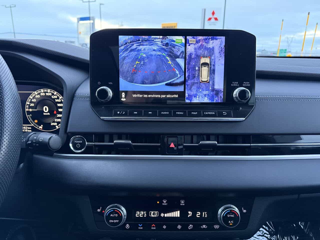 2023 Mitsubishi Outlander PHEV Sel Awd, Toit Panoramqiue, Volant Chauffant - Image 20