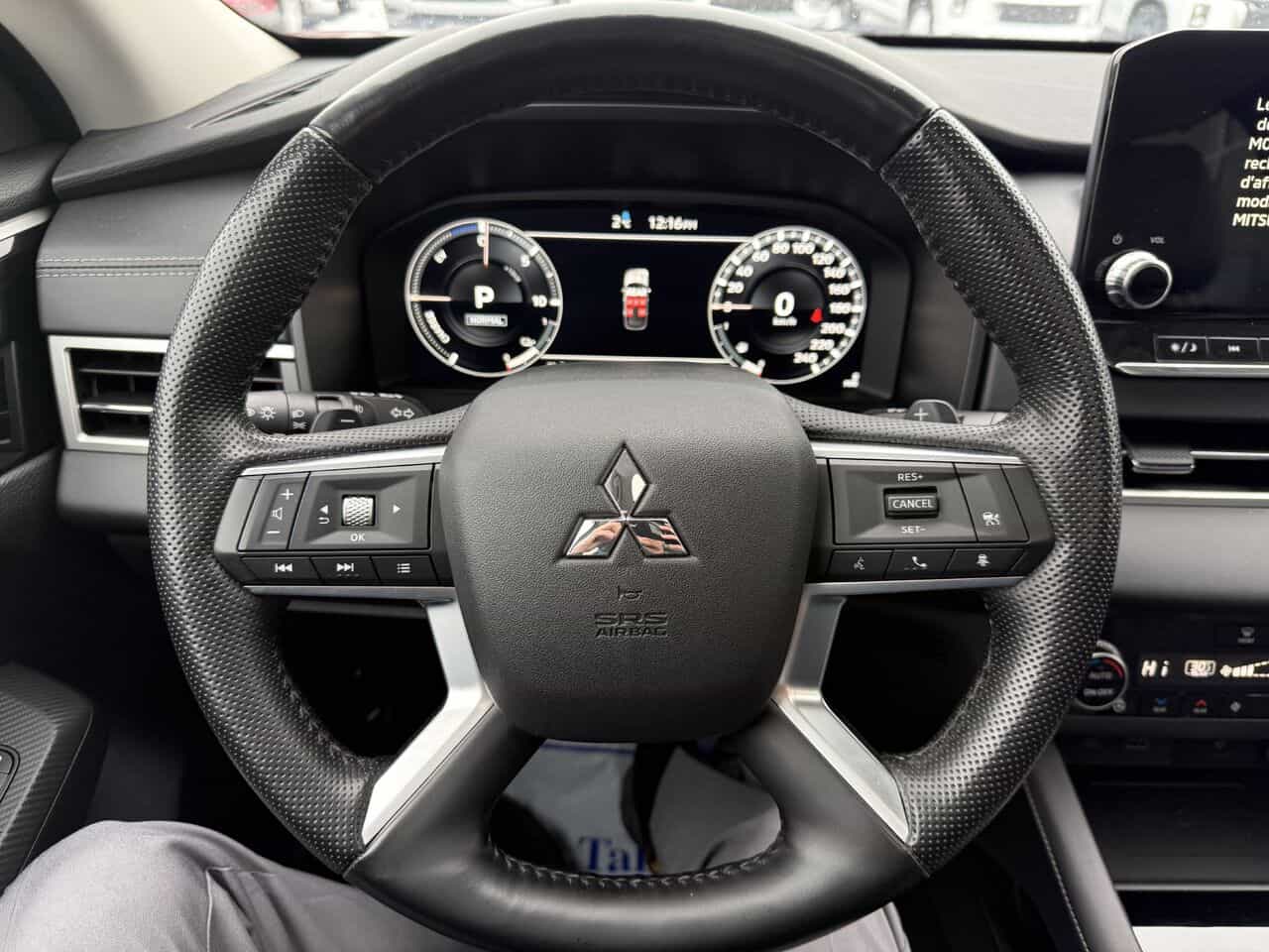 2024 Mitsubishi Outlander PHEV SEL S-AWC, 7 passagers, Hybride, Aides à la conduite - Image 19
