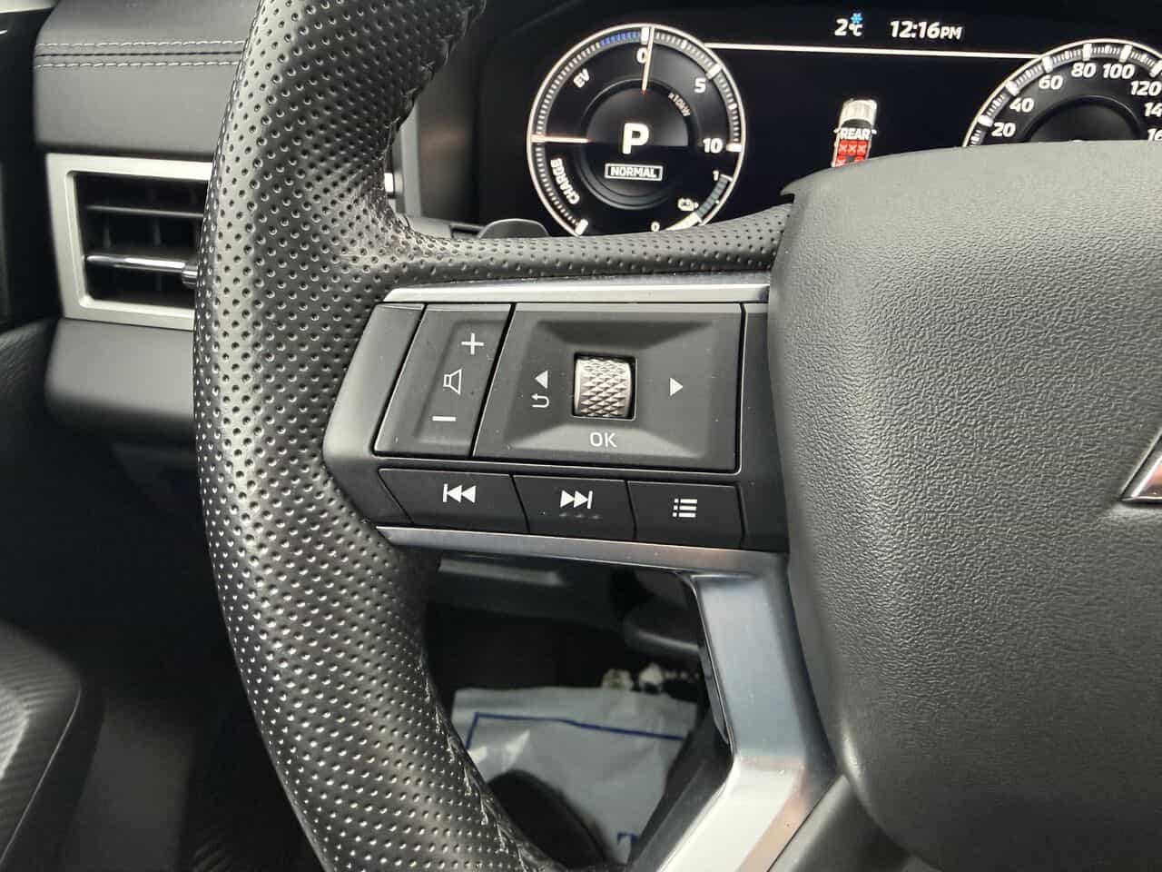 2024 Mitsubishi Outlander PHEV SEL S-AWC, 7 passagers, Hybride, Aides à la conduite - Image 20