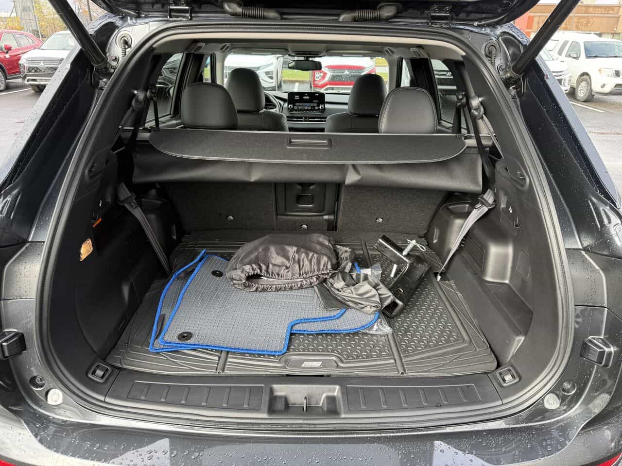 2025 Mitsubishi Outlander PHEV GT S-AWC, Hybride, Cuir, Toit pano, Volant chauffant, Garantie 2035 - Image 8