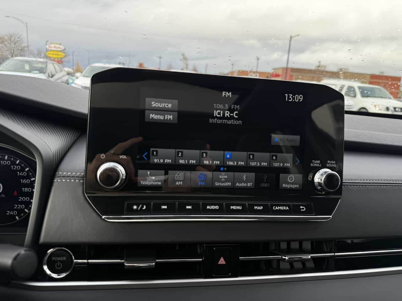 2025 Mitsubishi Outlander PHEV GT S-AWC, Hybride, Cuir, Toit pano, Volant chauffant, Garantie 2035 - Image 20