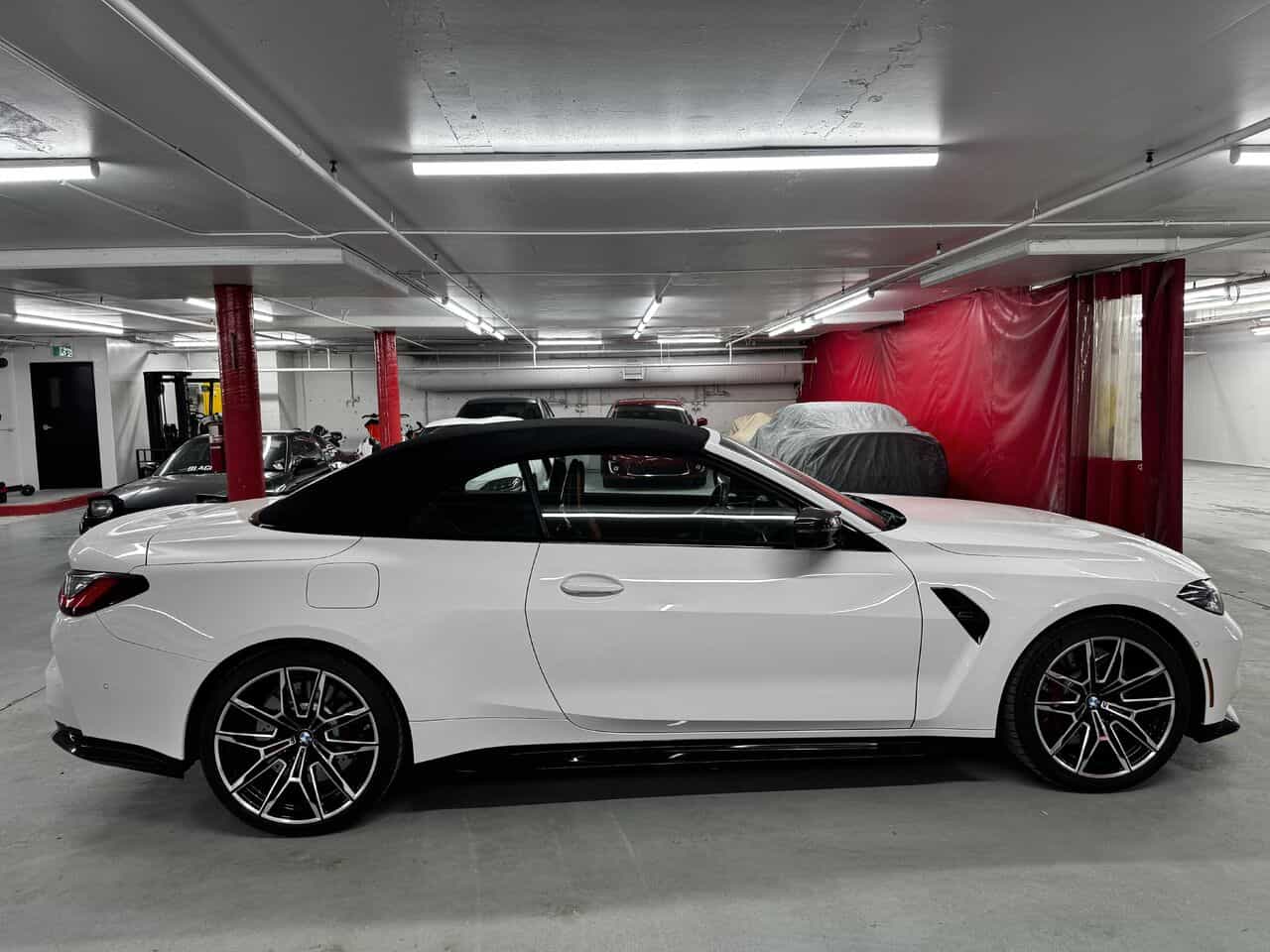 2024 BMW M4 Competition M xDrive cabriolet, Premium + Carbon pack - Image 27