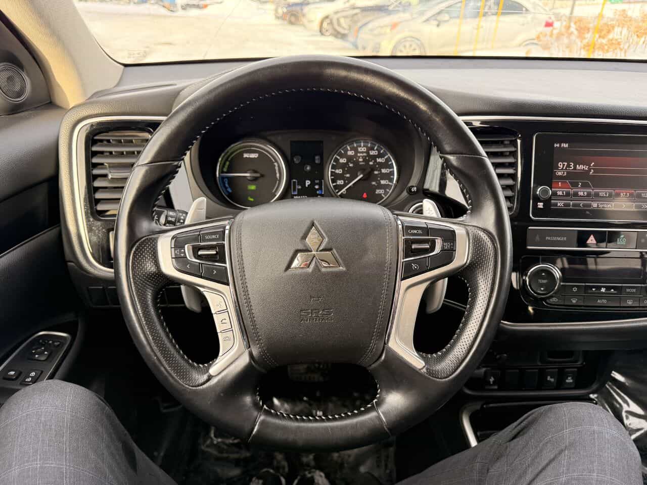 2019 Mitsubishi Outlander PHEV Se S-Awc - Image 14