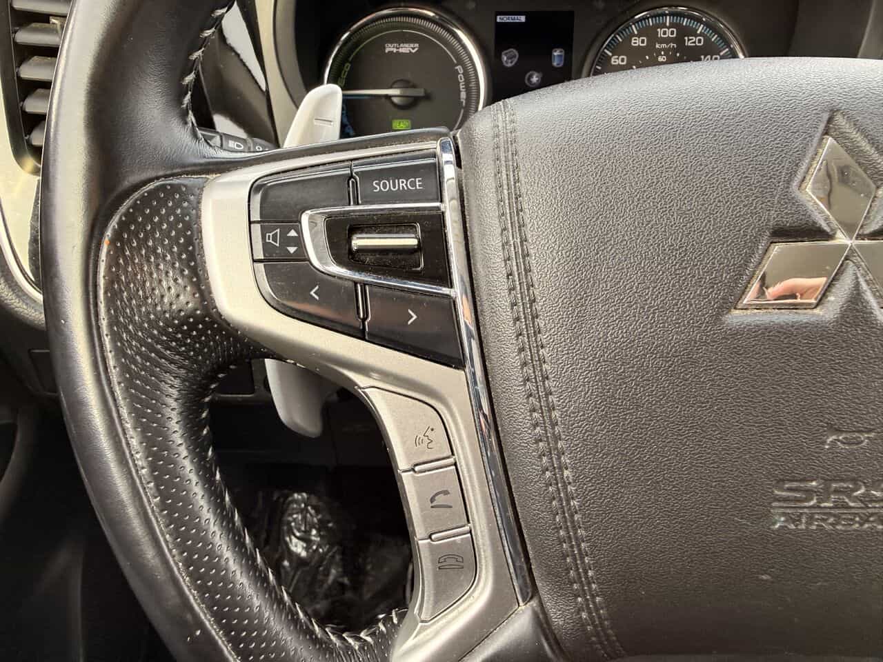 2019 Mitsubishi Outlander PHEV Se S-Awc - Image 15