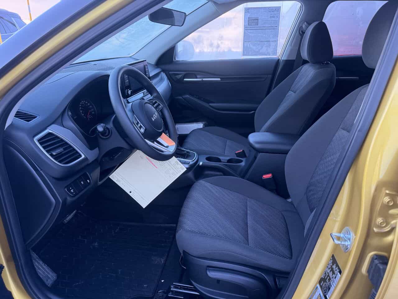2022 Kia Seltos LX Traction Intégrale, sièges chauffants, - Image 10