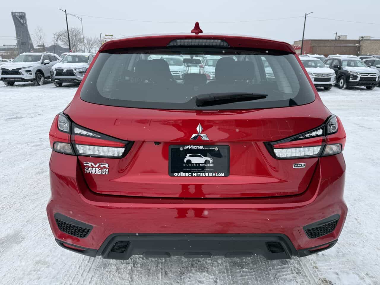 2025 Mitsubishi RVR ES AWC, Sièges chauffants, Connectivités - Image 6