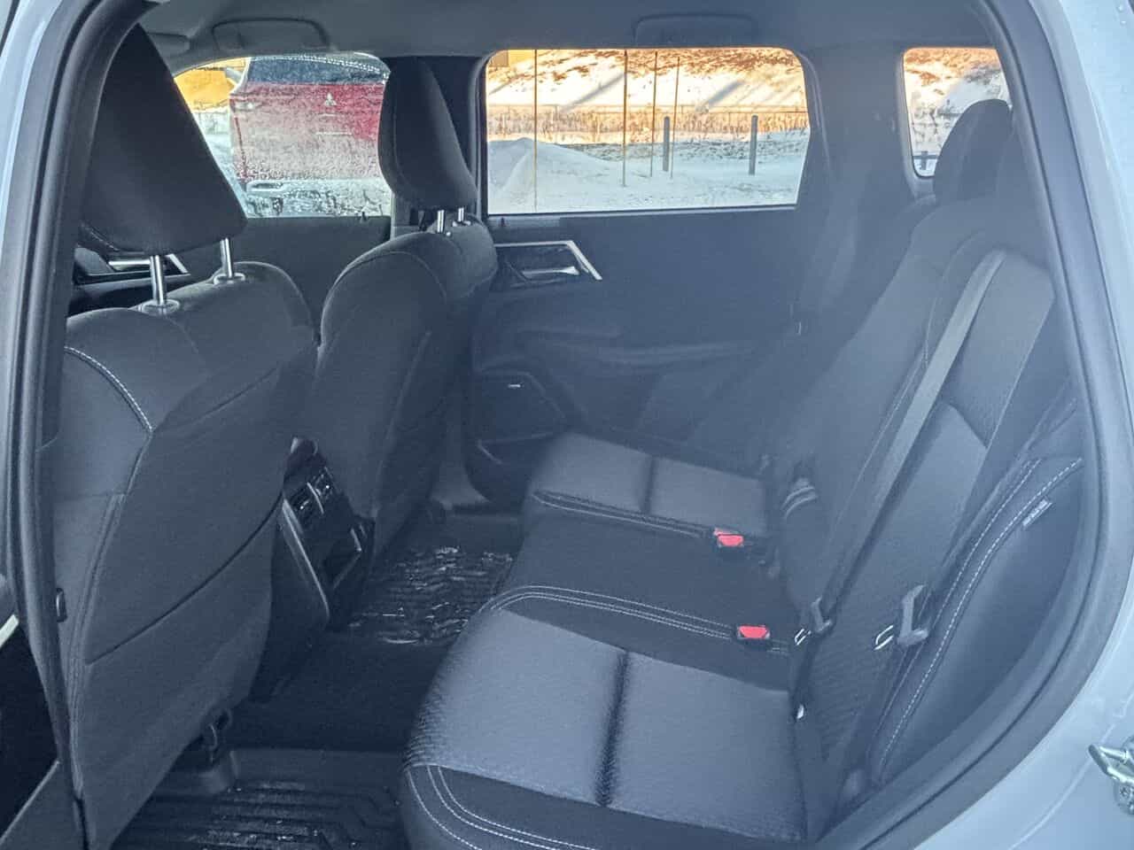 2025 Mitsubishi Outlander Outlander Es S-Awc - Image 10