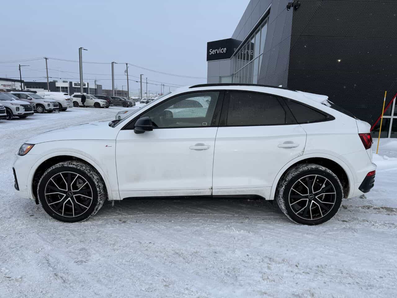 2023 Audi Q5 Sportback Technik Quattro, Toit panoramique, Système de son premium - Image 2