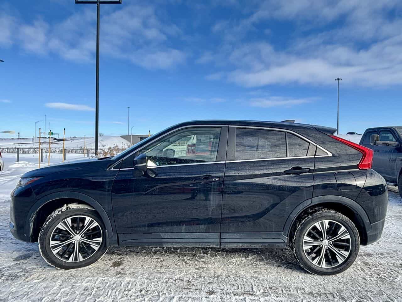 2018 Mitsubishi Eclipse Cross Se Awd, Sièges Chaufants, Mirroir Chauffants - Image 2