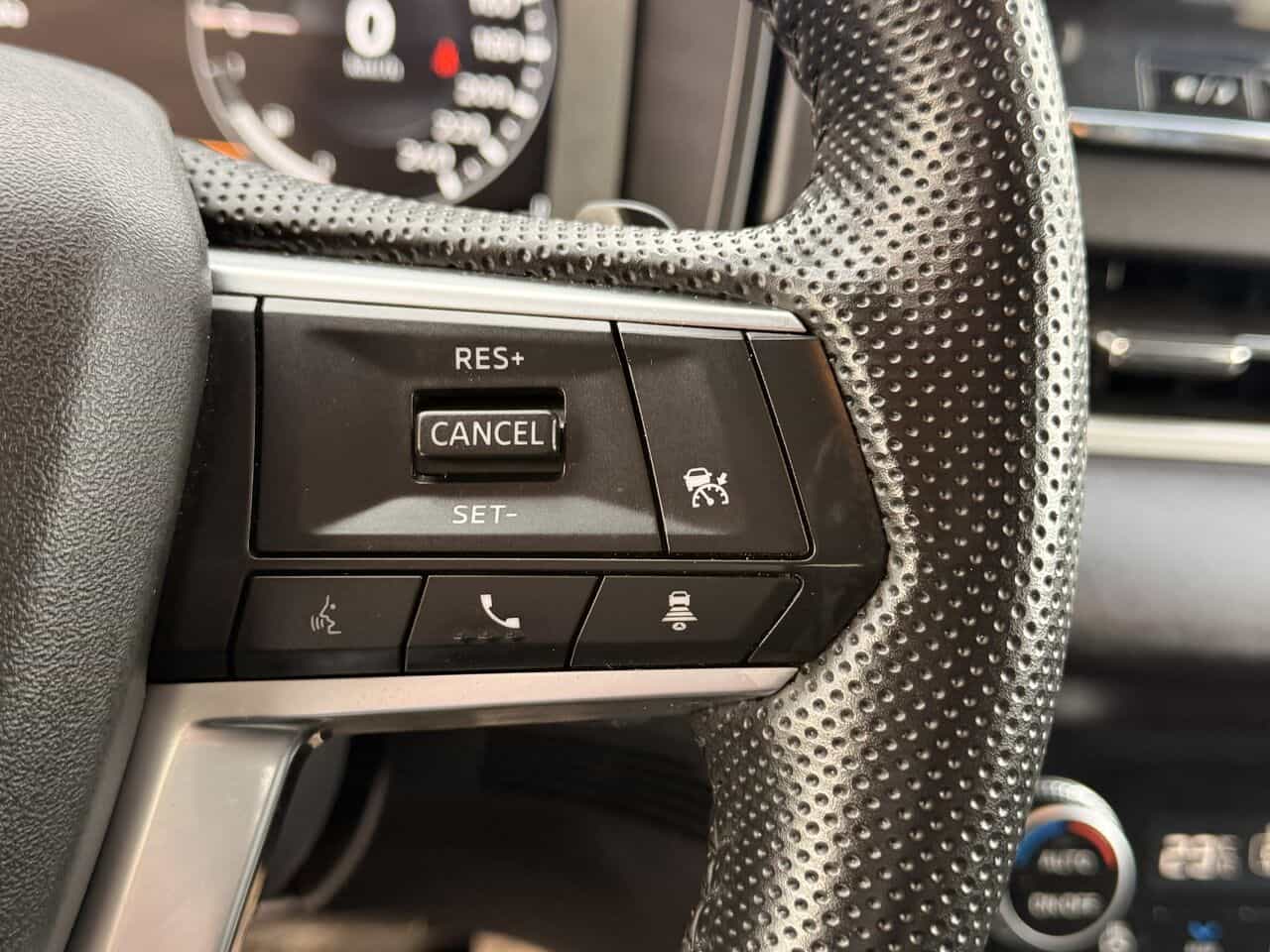 2023 Mitsubishi Outlander PHEV Sel Awd, Toit Panoramqiue, Volant Chauffant - Image 16