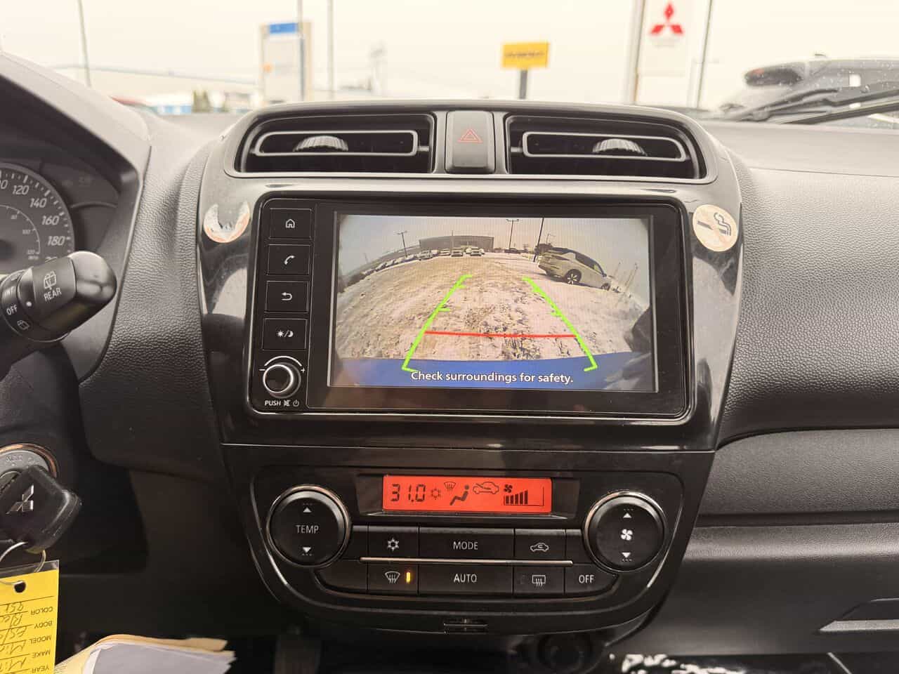 2022 Mitsubishi Mirage Es - Image 19