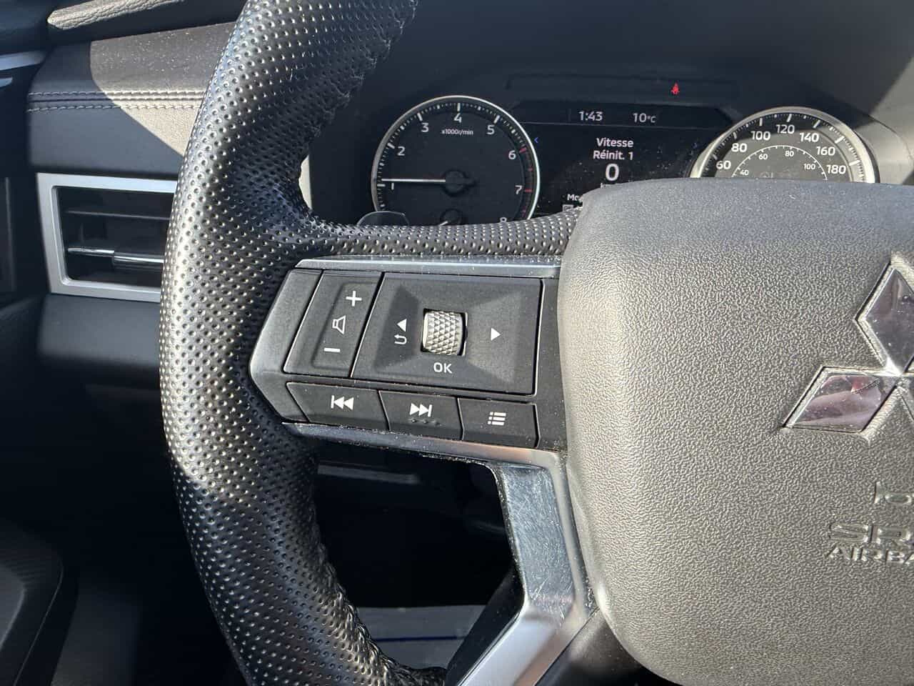 Image 16 Mitsubishi Outlander ES S-AWC, Sièges chauffants, Apple Carplay/Android auto 2022