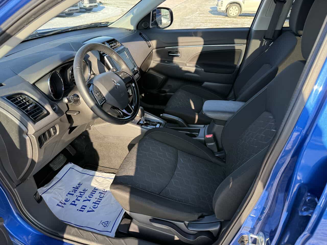 Image 12 Mitsubishi RVR SE AWC, Sièges chauffants, Connectivités 2023