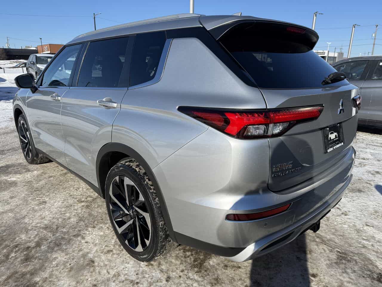 Image 3 Mitsubishi Outlander LE Premium S-AWC 2022