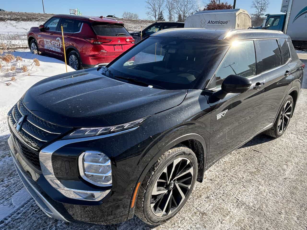 2023 Mitsubishi Outlander PHEV GT S-AWC, Hybride, Cuir, Toit ouvrant, Système de son premium - Image 6