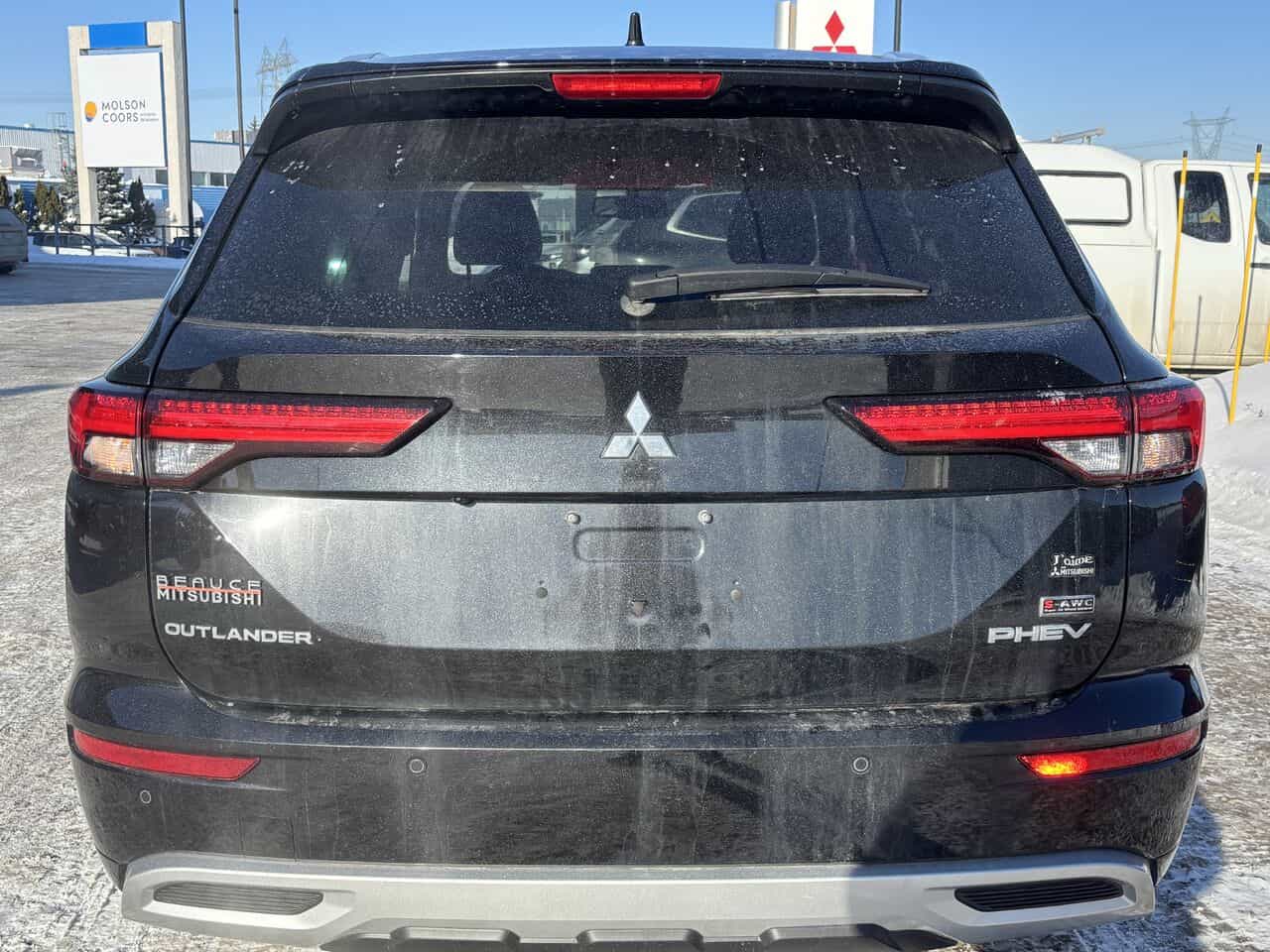 2023 Mitsubishi Outlander PHEV GT S-AWC, Hybride, Cuir, Toit ouvrant, Système de son premium - Image 7