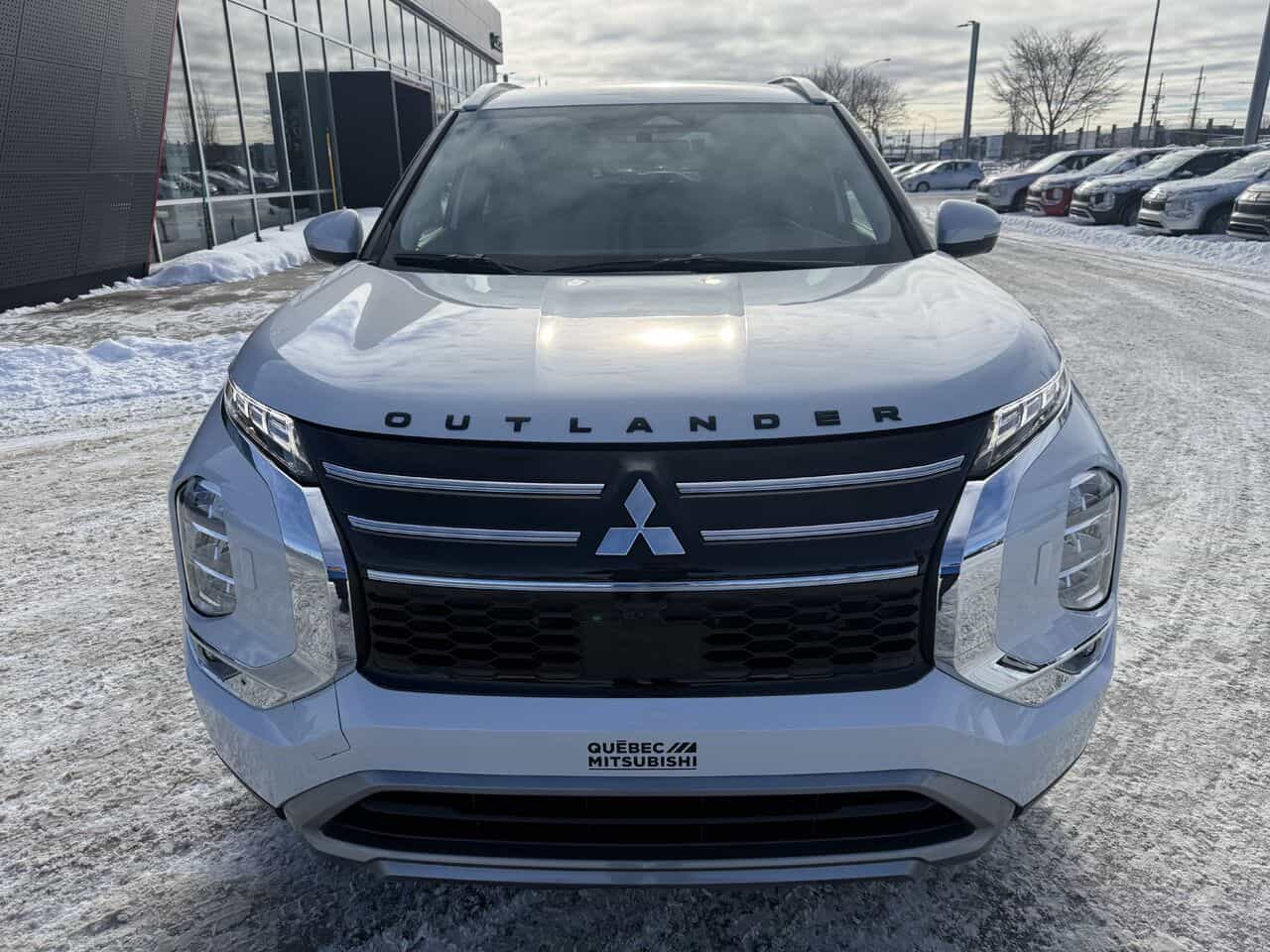 2025 Mitsubishi Outlander SEL S-AWC, Siège électrique, Volant chauffant - Image 7